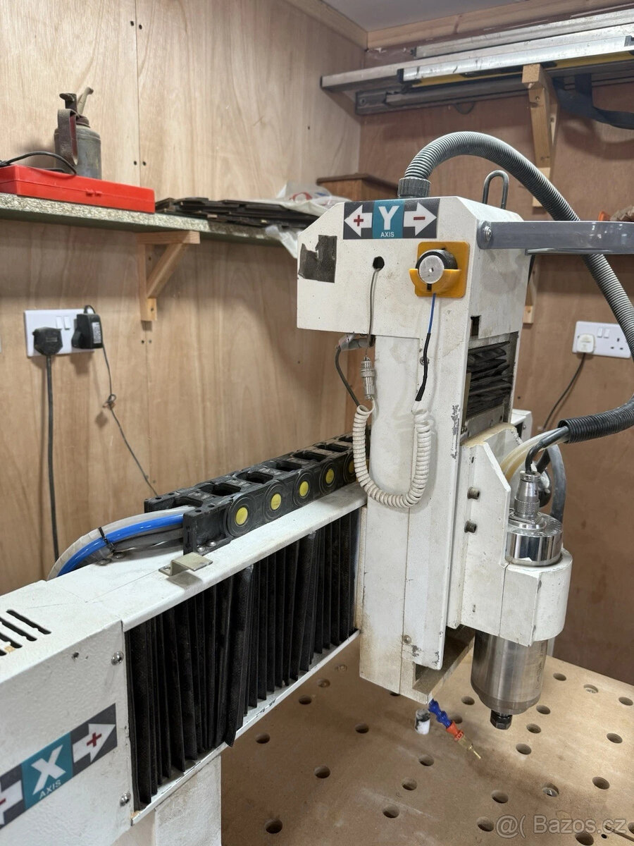 CNC frézka 60x90 - 5