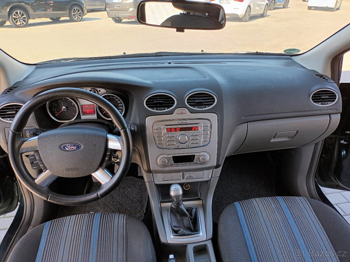 Ford Focus 1,4 16V,59KW,SERVISKA,KLIMA - 5