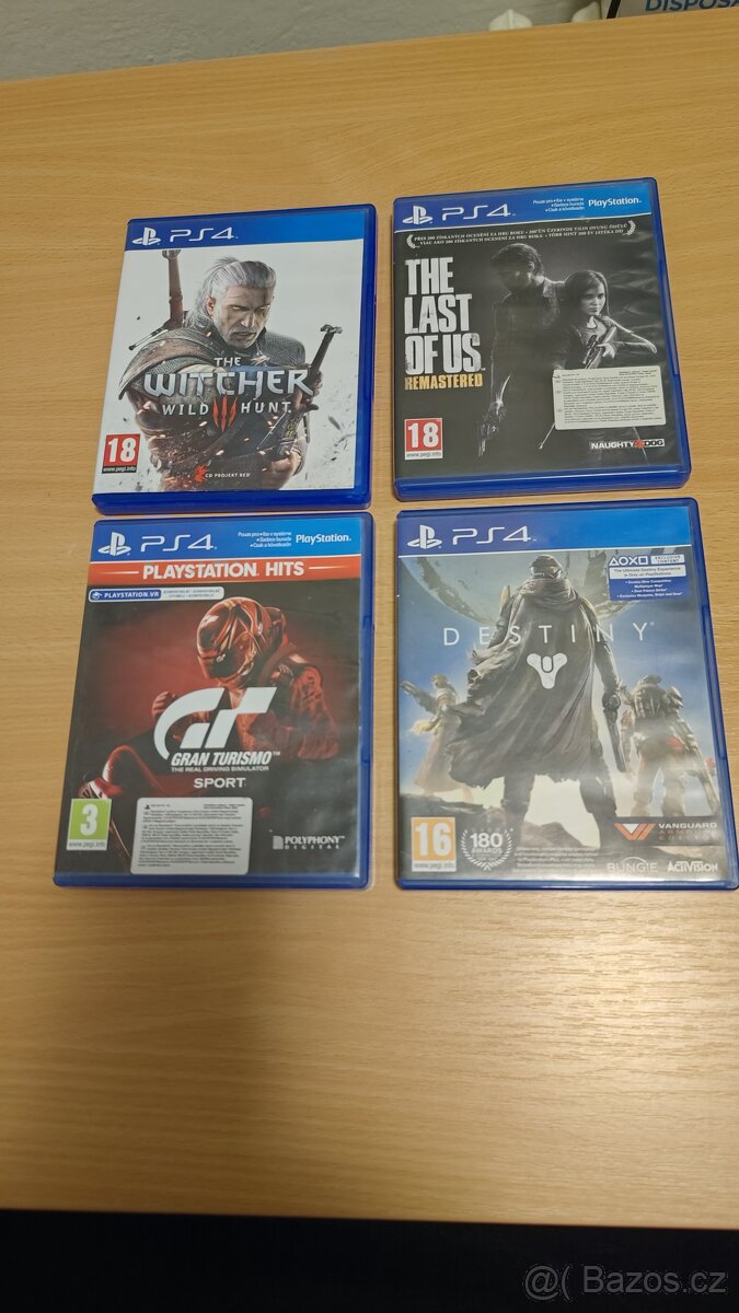 Sony Playstation 4 + zakřivený 27" monitor + hry - 5