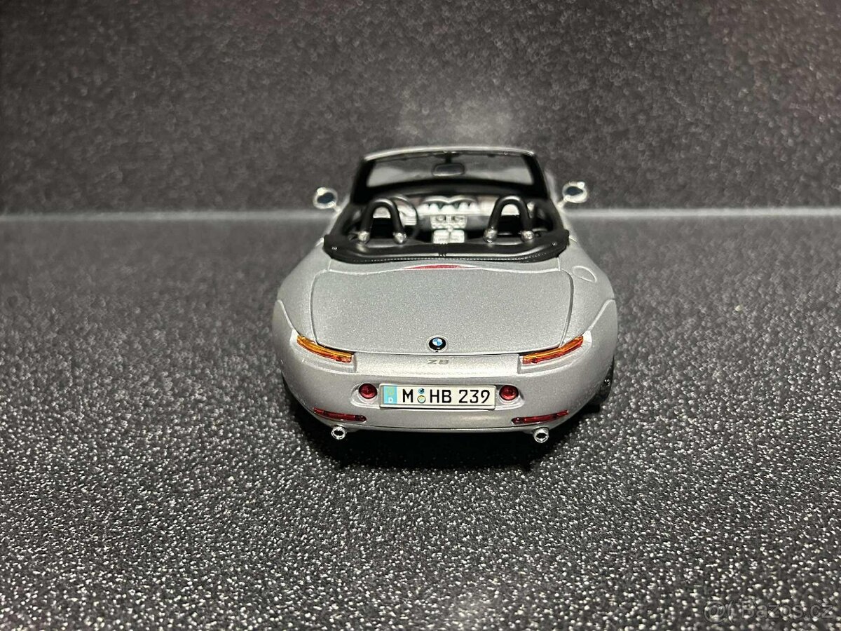 BMW Z8 1:18 - 5