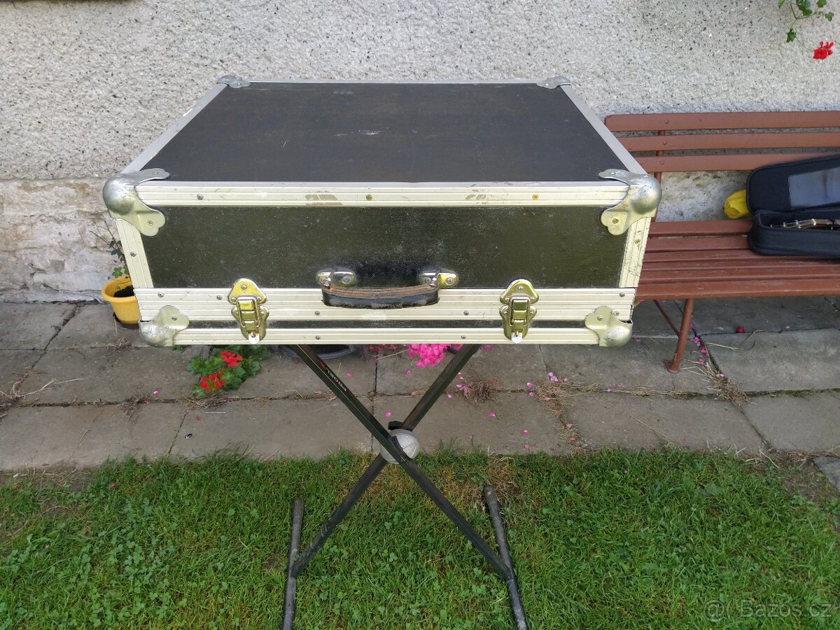 Prodám powermix Behringer PMH 5000 - 5