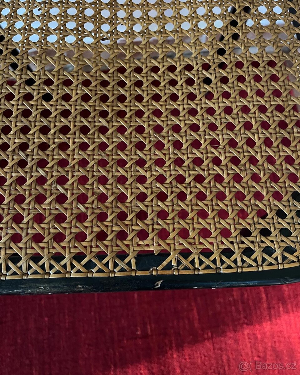 stará pletená židle - 5