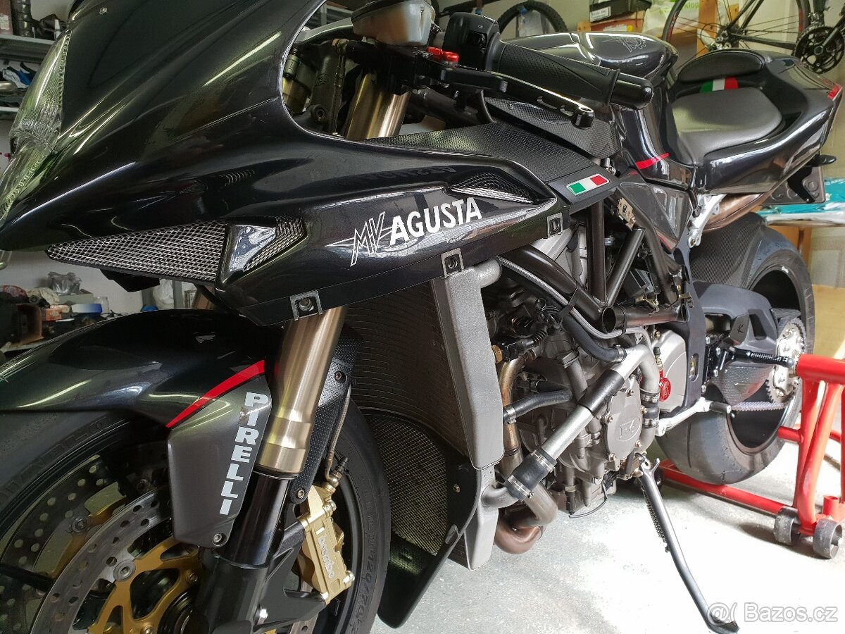 MV Agusta F4 1000 R - 5