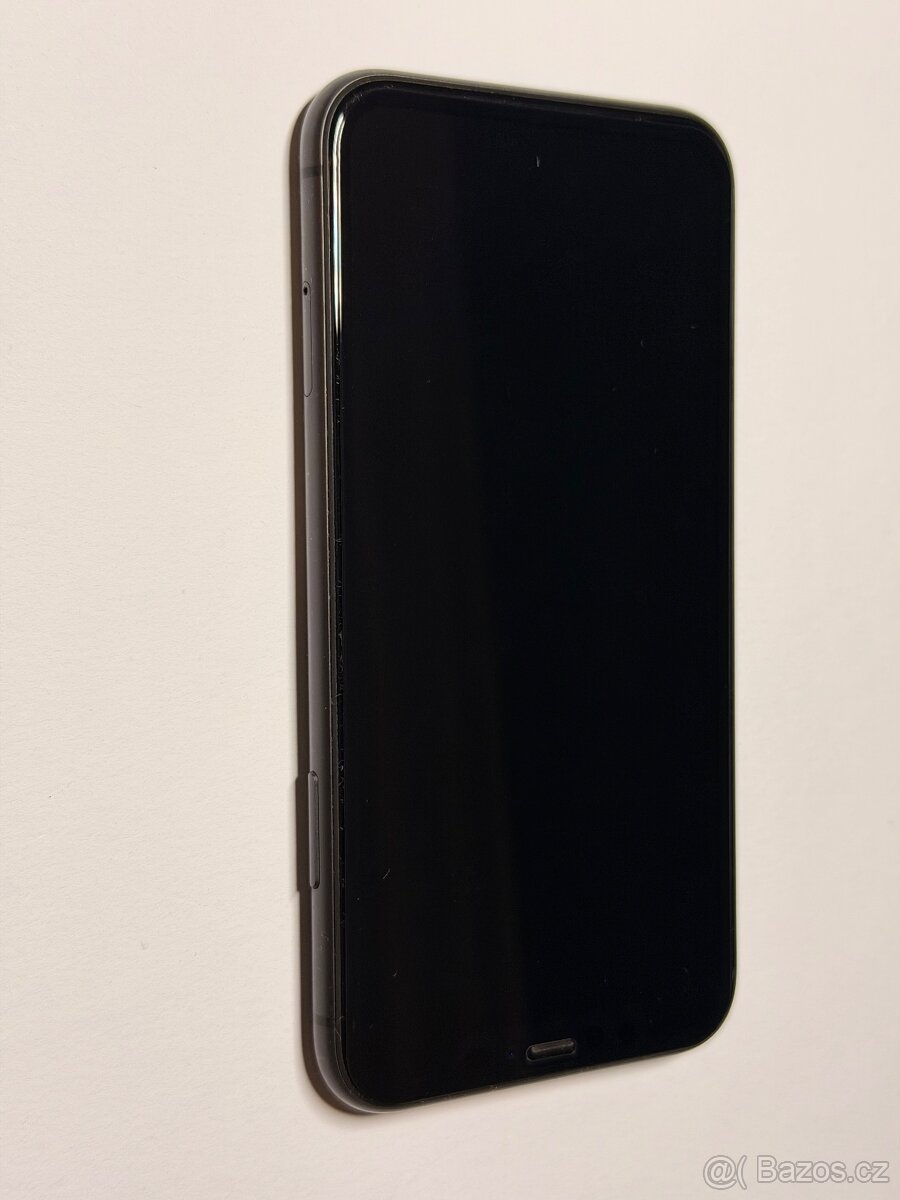 Apple iPhone 11, 64GB - 5