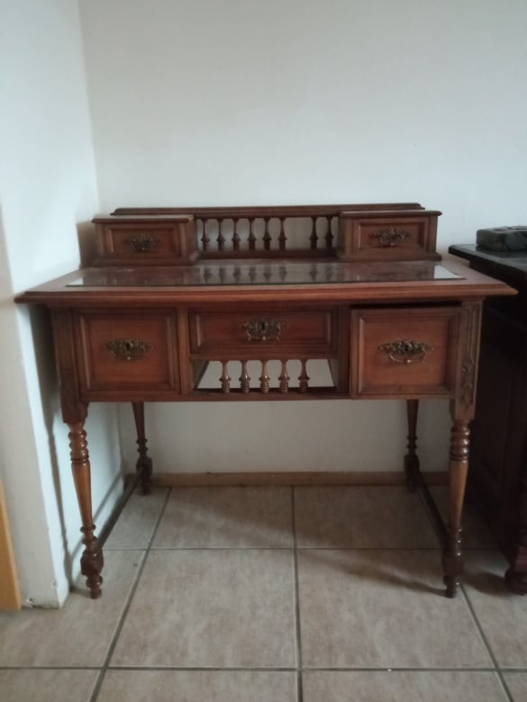 Starožitný nábytek - 5