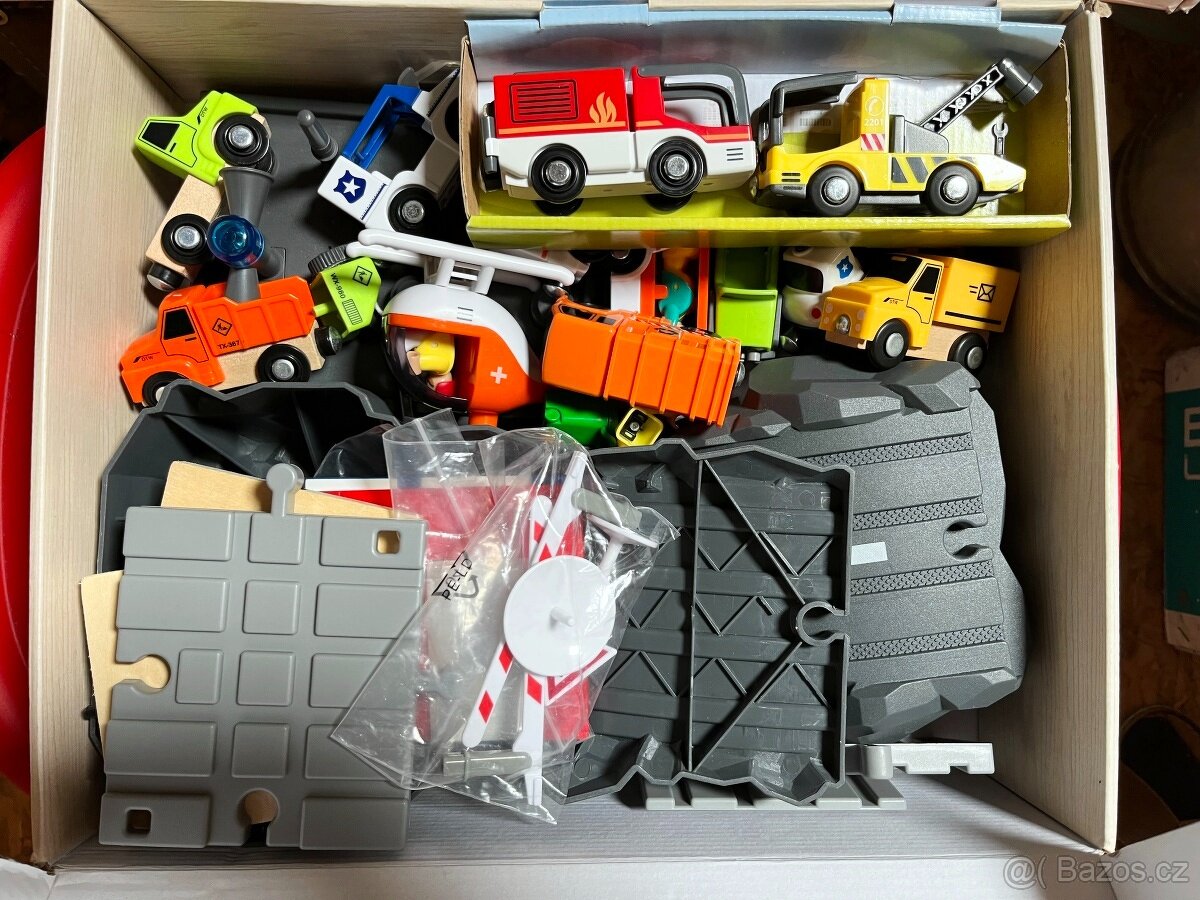 dřevěný vlak, dráha, Playtive, mašinka Tomáš - 5