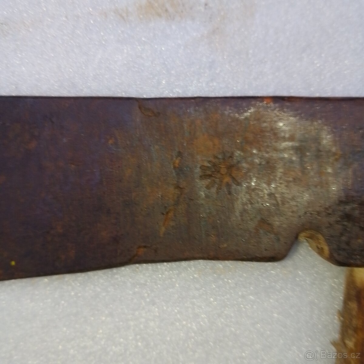 Sekera starší , použitá , značená - 5