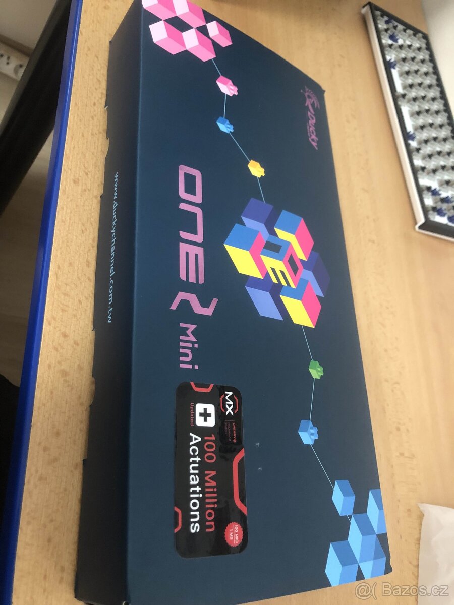 Herní mechanická klávesnice Ducky one 2 mini - 5