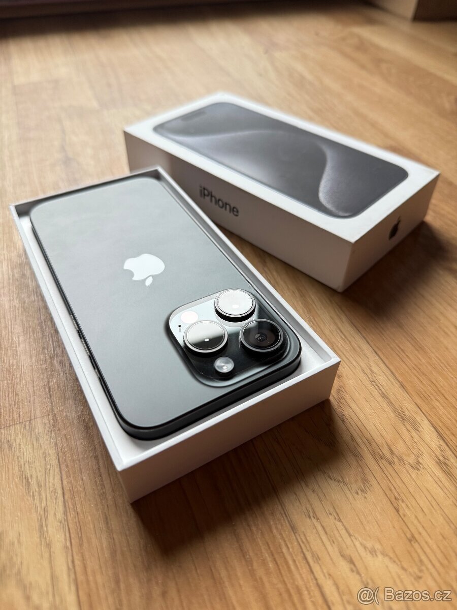 Apple iPhone 15 Pro 1TB černý - 5