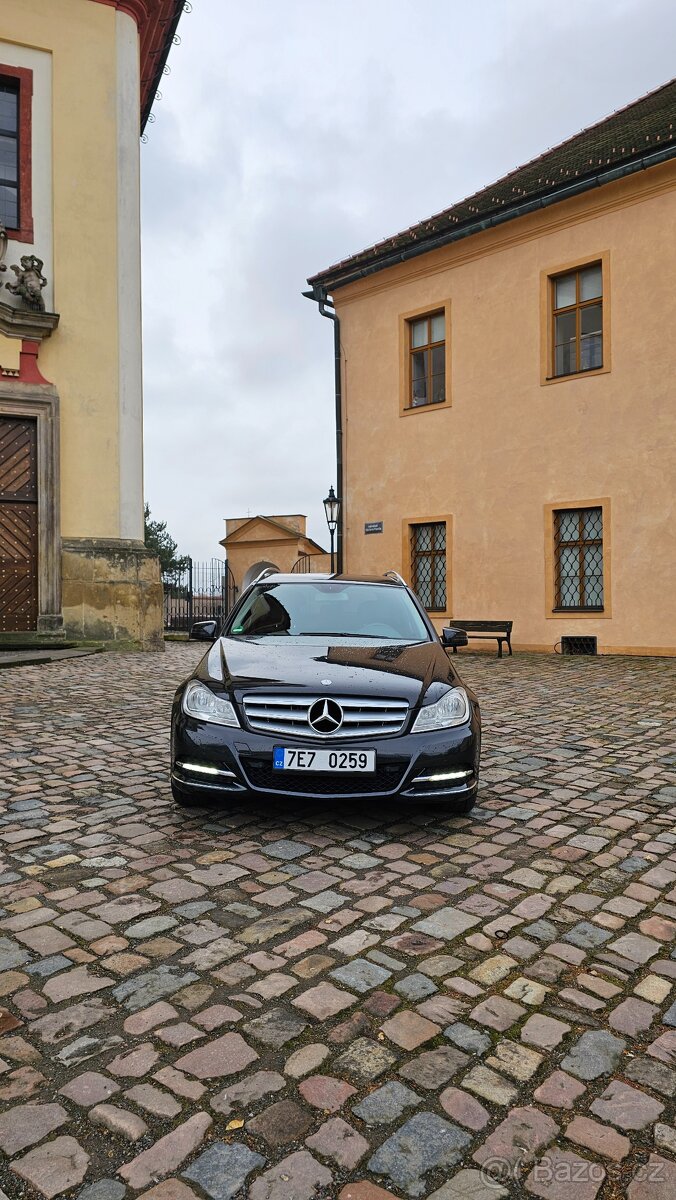 Mercedes C200 - 5