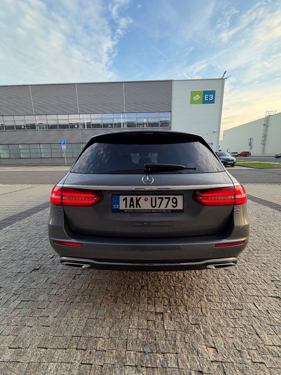 Mercedes-Benz E 220d 4MATIC Combi, r.v. 2022 - 5