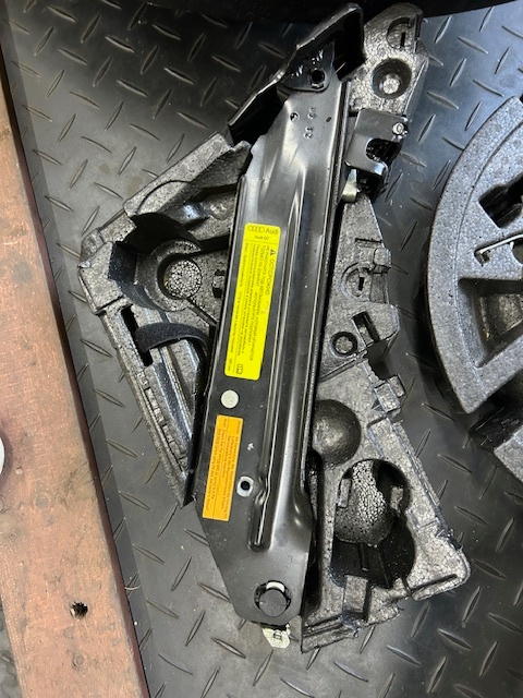 Vložka zvedák klíč na kolo oko rezerva dojezdové kolo - 5