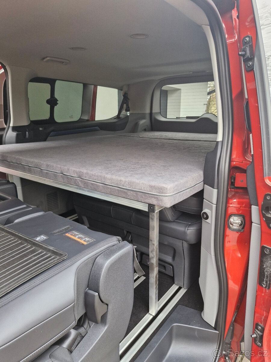 Spací vestavba Ford Tourneo/Transit custom od 2023 - 5