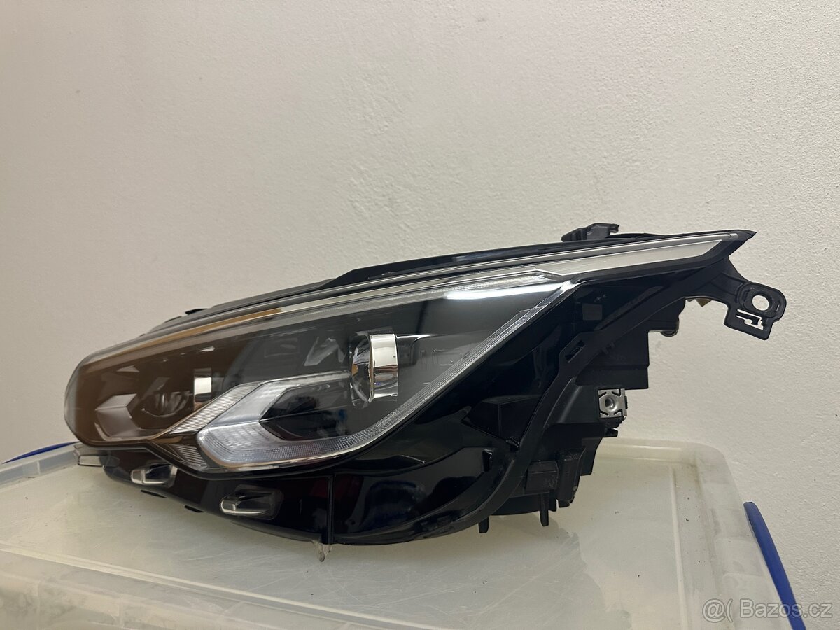 VW Golf 8 full led světlo - 5