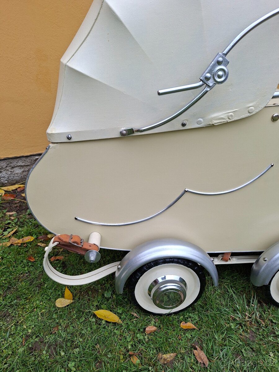 Starožitný kočárek pro miminko č. 202 - 5