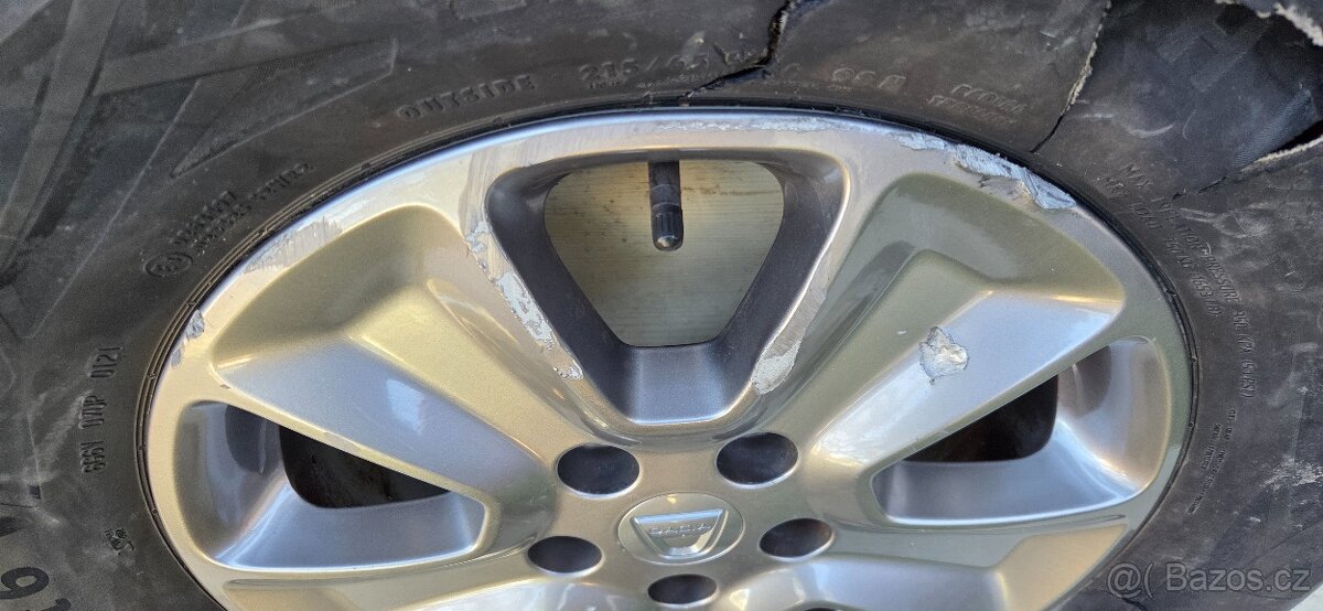 Dacia Duster 16" 5x114,3 s pneu - 5