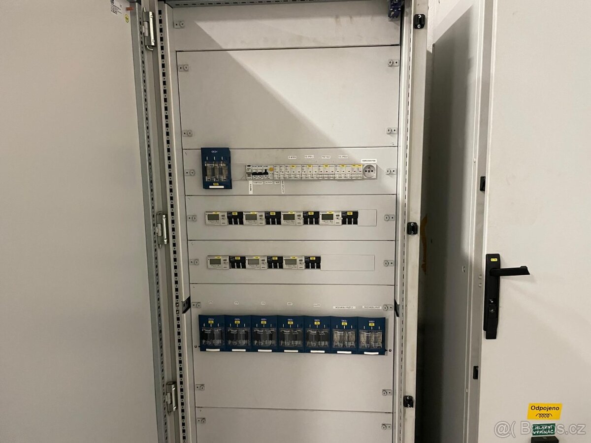 Rozvaděčové skříně - 2 skříň - 5