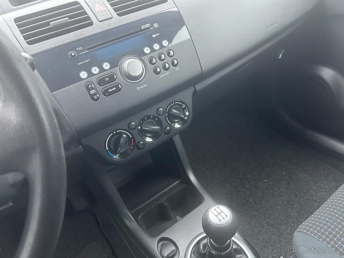 Suzuki Swift 1,3 - 5