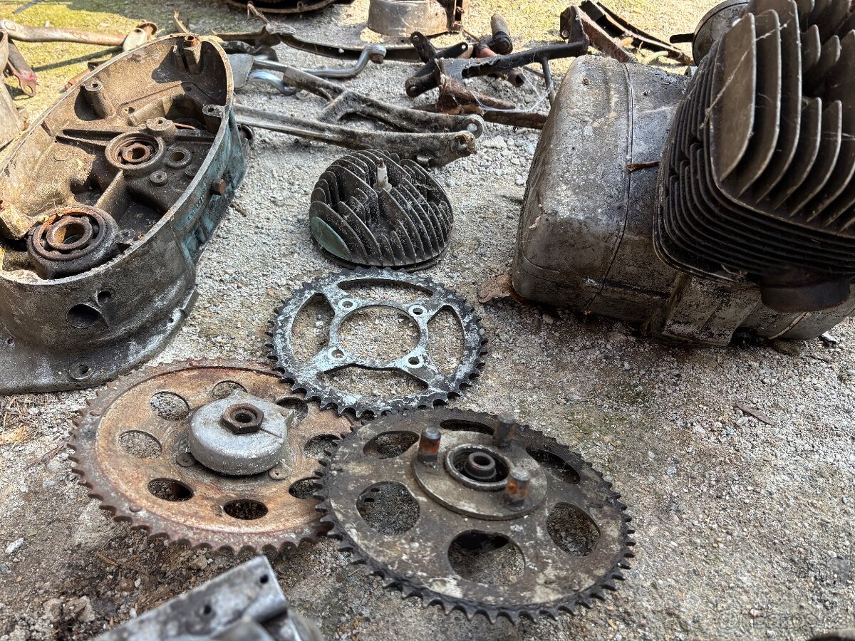 Díly Jawa CZ Manet - 5