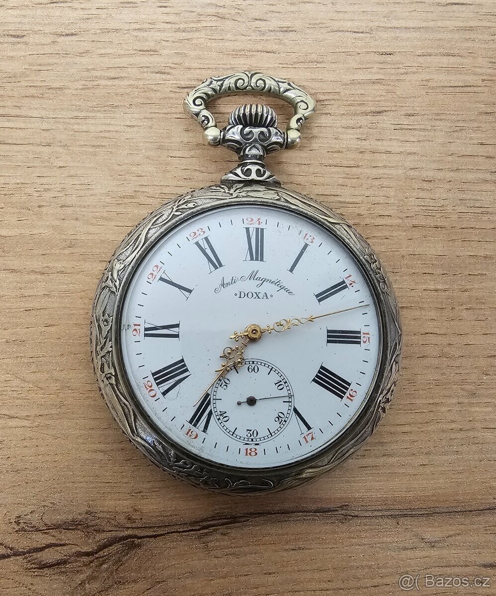 Velké kapesní hodinky DOXA - 5