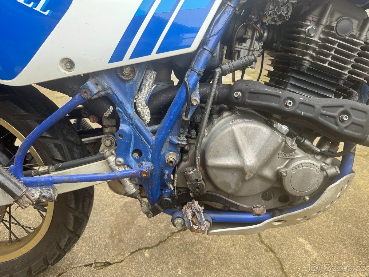Suzuki DR600R 1987