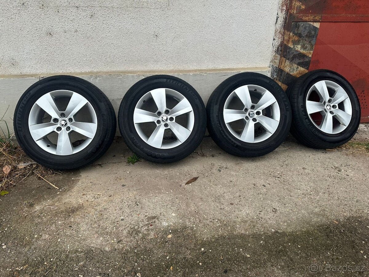 Alu kola 5x100 R16 Kamiq , Scala - top stav - 5