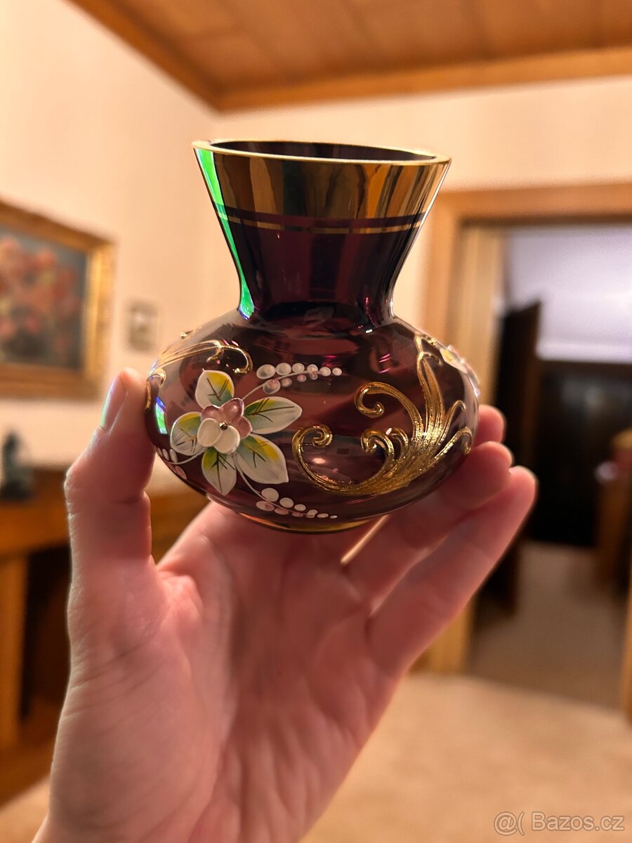 Borské sklo - zdobené vázičky, cena za kus - 5