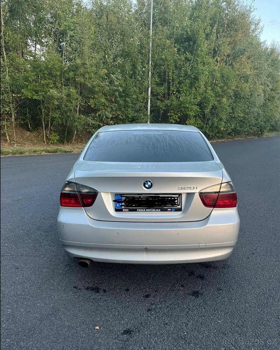 Bmw e90 320i 110kw - 5