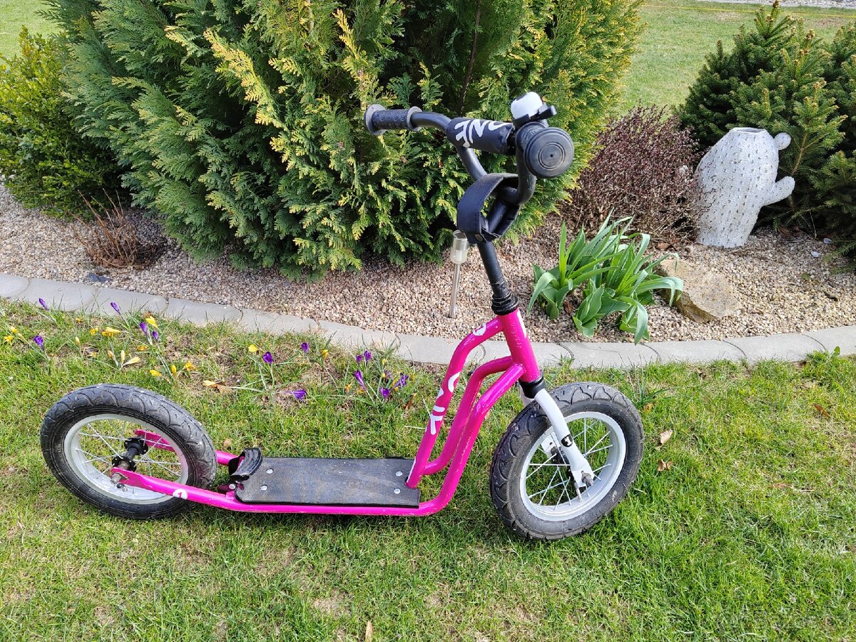 Dětská růžová koloběžka - Yedoo one - 5