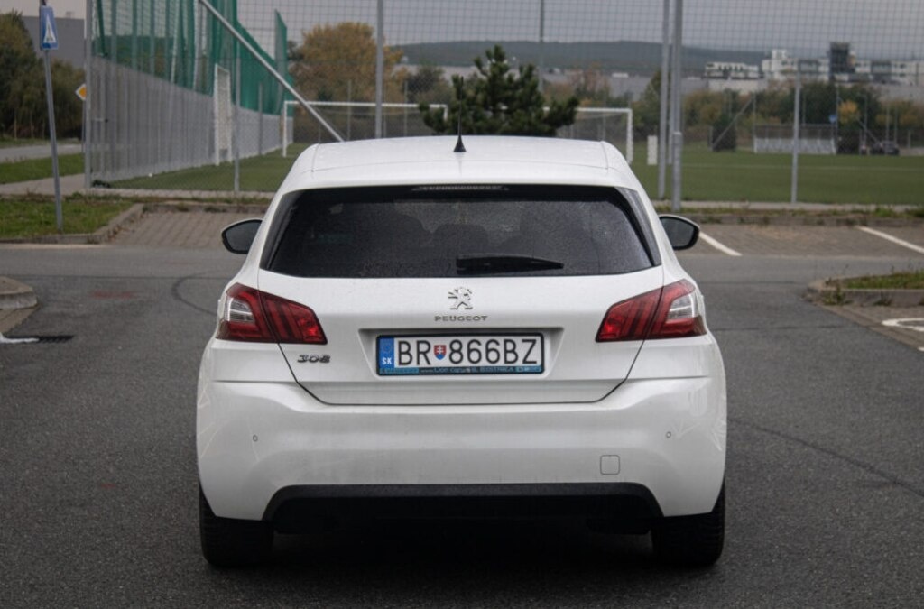 Peugeot 308 1.2 e-THP 130k Allure - 5