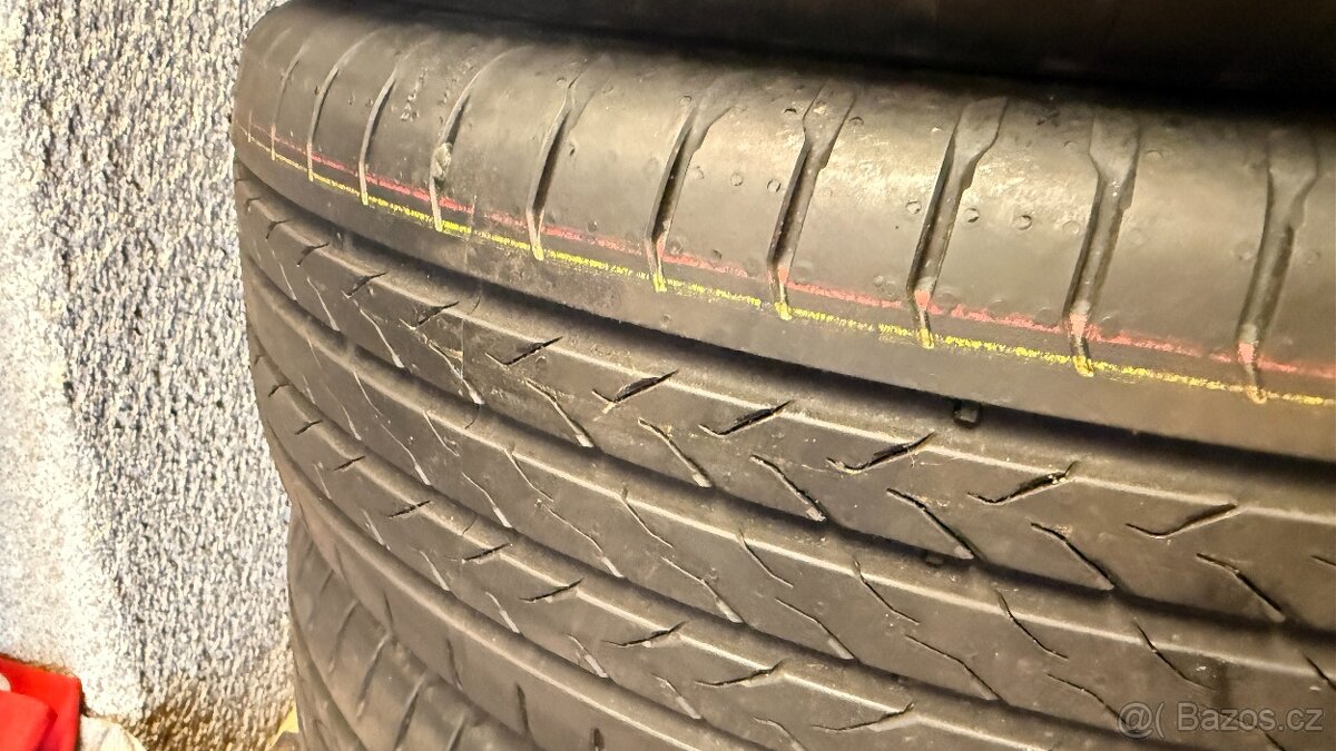 Continental 215/60 R18 - 5