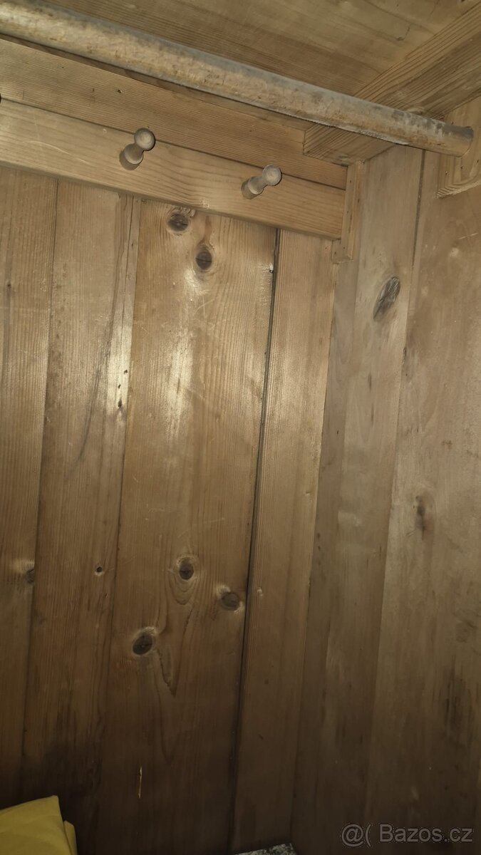 Stará skříň k repasi - 5