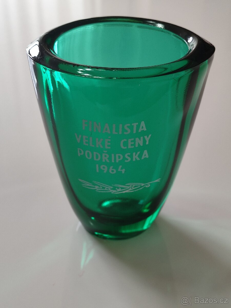 Váza, V. Hanuš, POŠTOVNÉ 50 Kč - 5