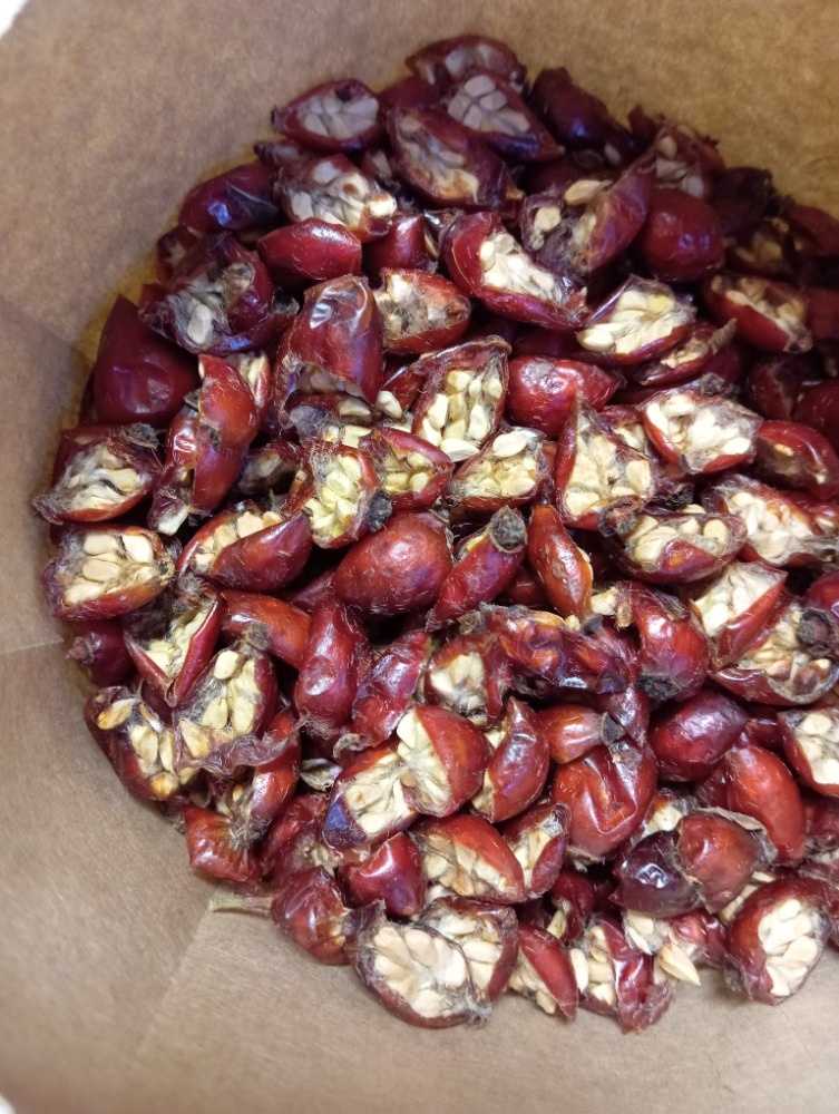 🌹 Sušené půlené šípky – domácí sběr, plné vitamínů - 5