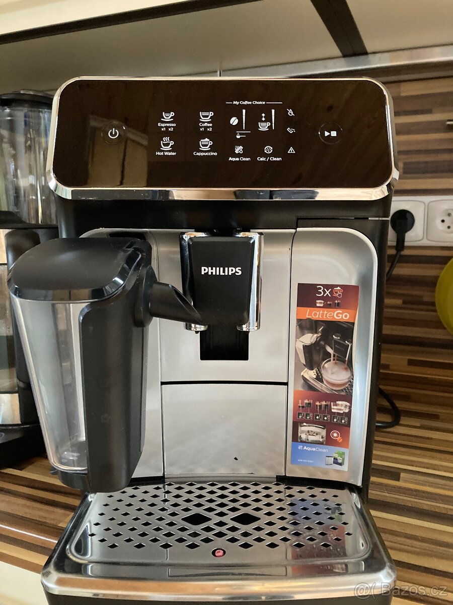 Kávovar Philips Latte go automatický - 5