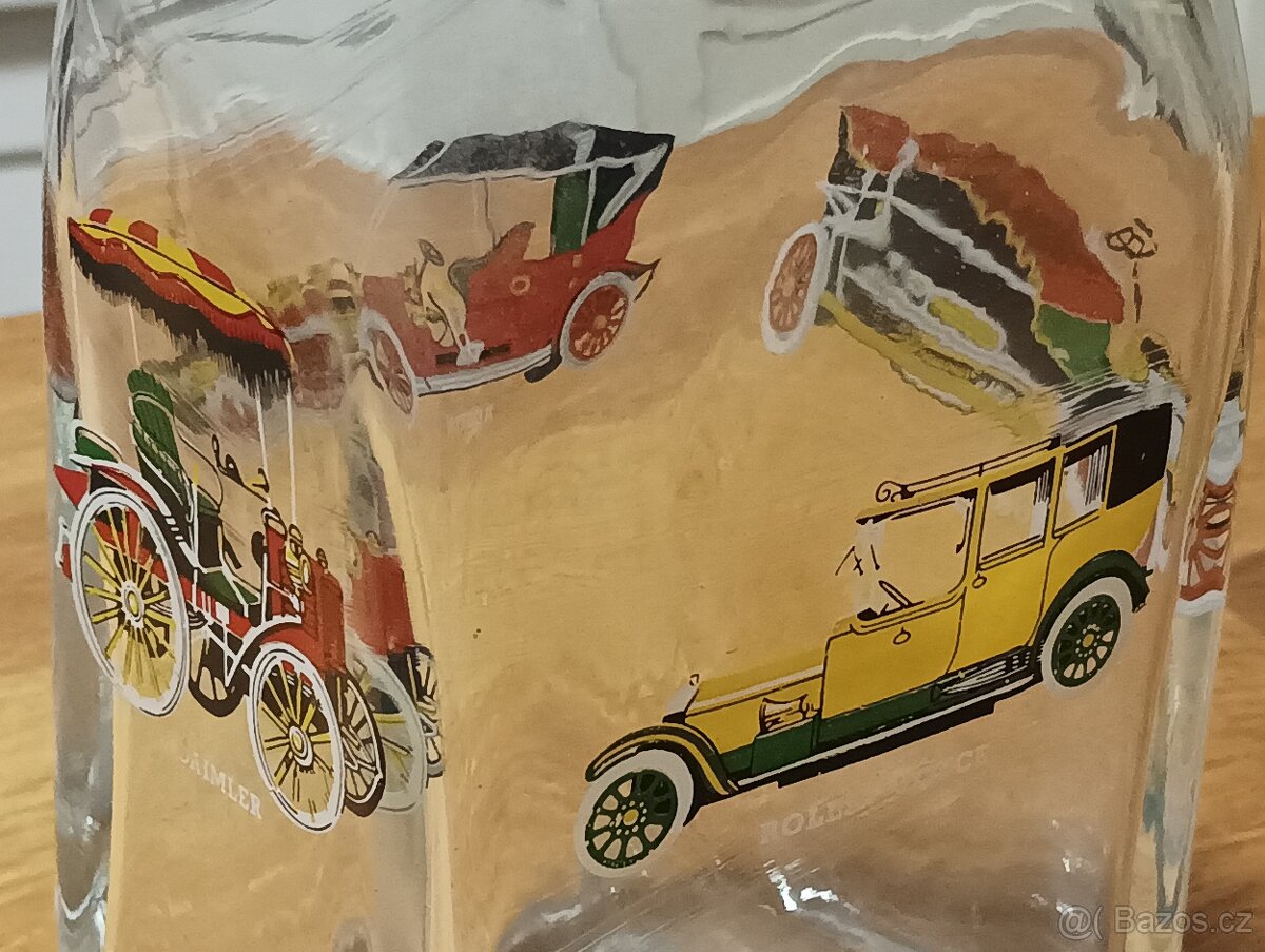 SILNOSTĚNNÁ SKLENĚNÁ LÁHEV DEKOROVANÁ VETERÁNY - 5