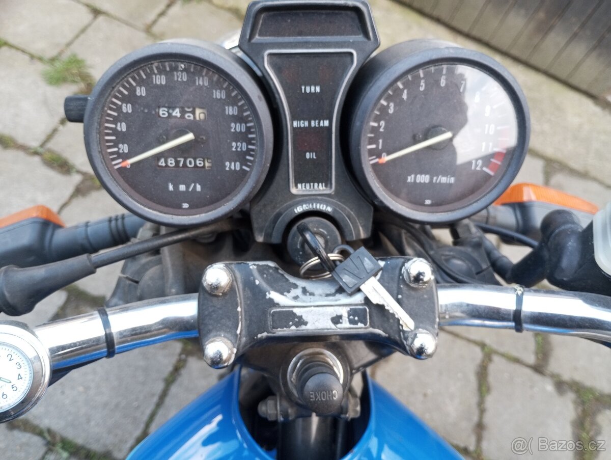 Suzuki GS 500E - 5