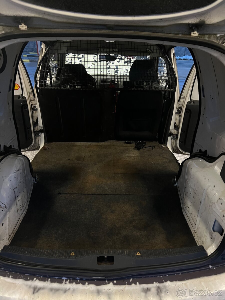 Roomster Praktik 1.2 TDI 55kw 9/2011 - 5