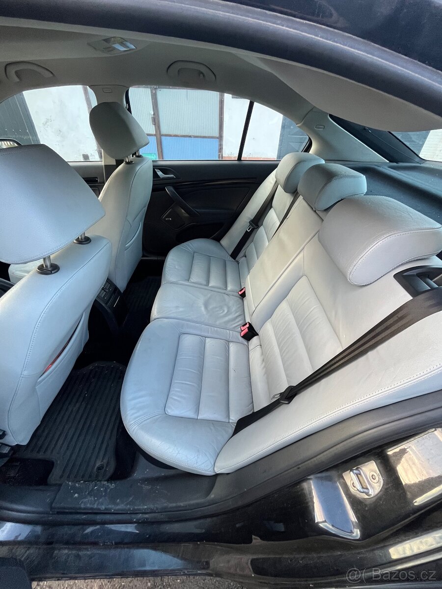 Octavia 2 2.0 TDi - EDITION 100 - 5