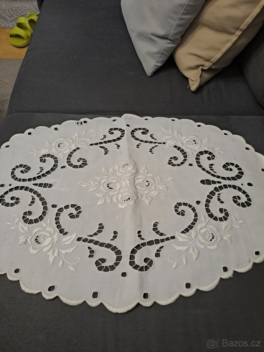 Staré ubrusy a dečky - 5