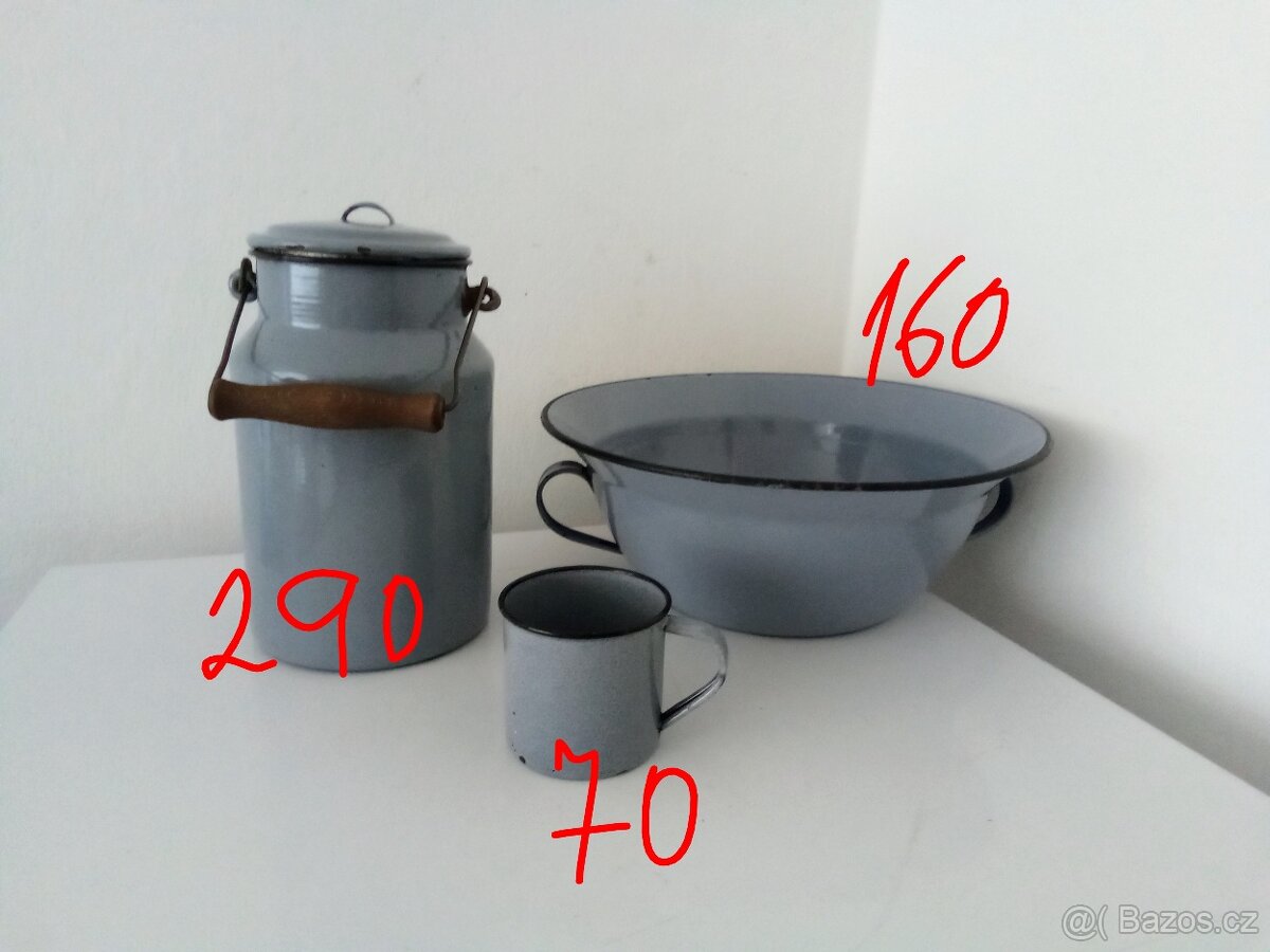 Staré, šedé, smaltované nádobí - 5