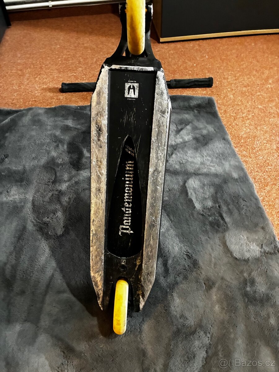 Sestavená freestyle koloběžka - 5