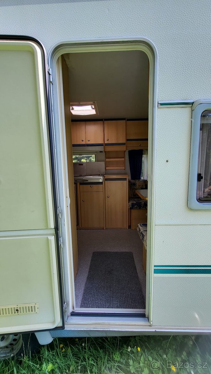 Obytný přívěs, karavan KNAUS - 5