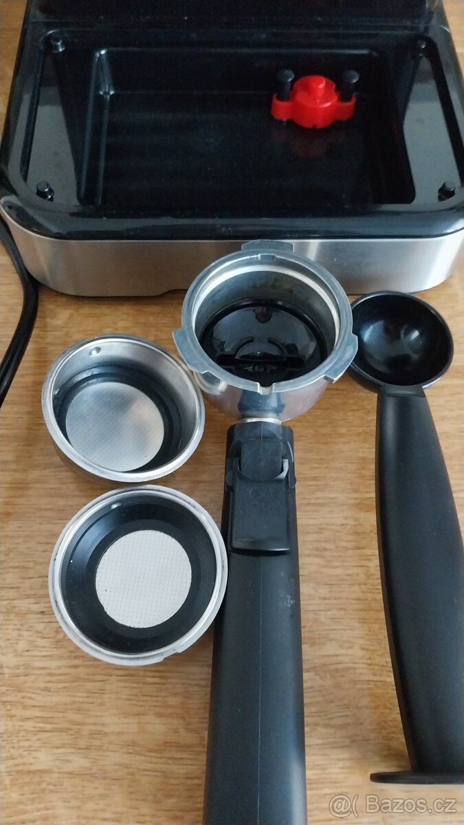 Pákový kávovar HiBREW s tryskou – plně funkční, nepoužívaný - 5