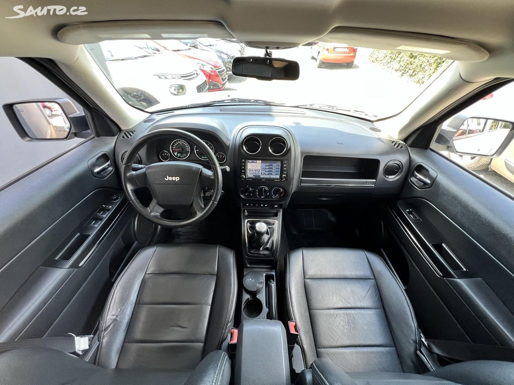 🚗 Jeep Patriot 2.0CRD LIMITED 4x4 TEMPOMAT - 5