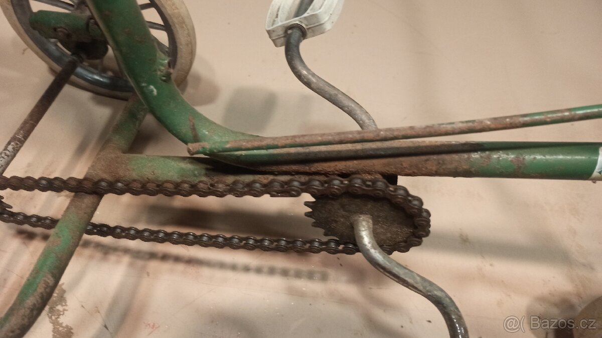 Dětská šlapací tříkolka - 5