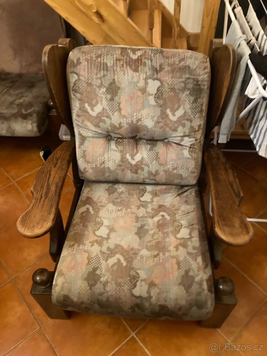 Prodám set 3+2+1 včetně stolku - 5