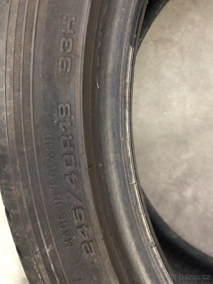 Letní pneu 245/45/18 - 5