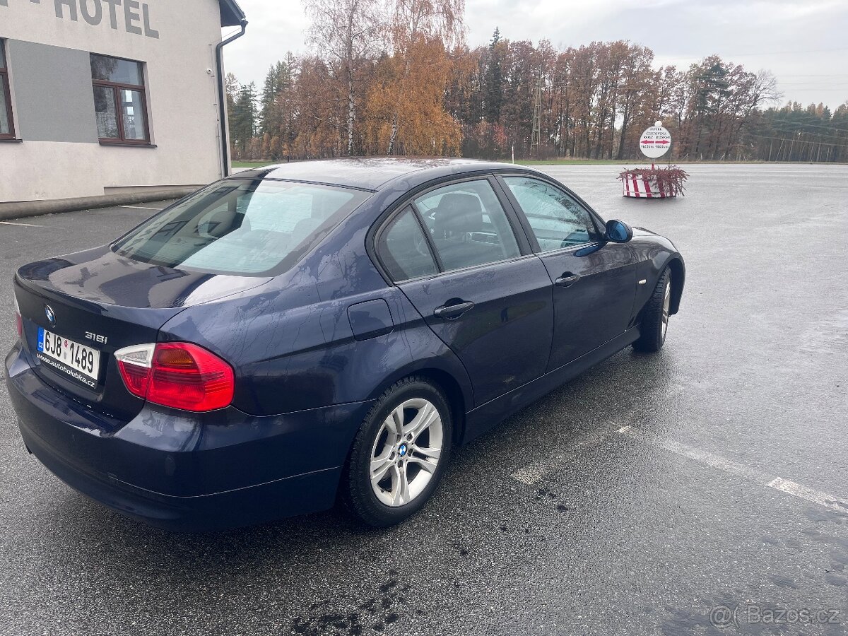 BMW e90 318i - 5