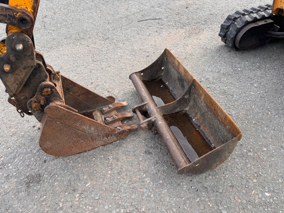 Minibagr JCB 8010 2x lzice precepovany - 5